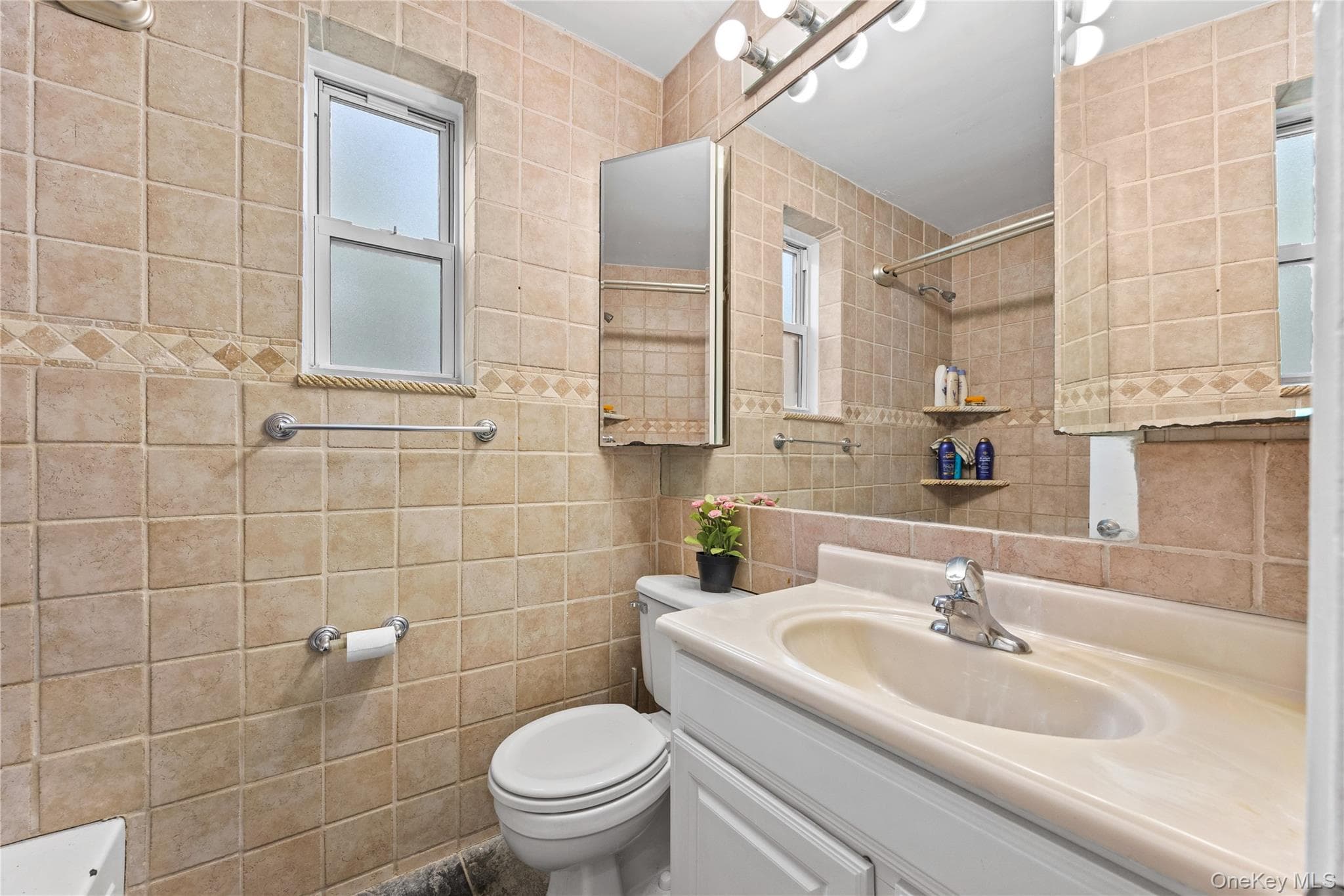 70-45B 260th Street Unit: B thumbnail 22