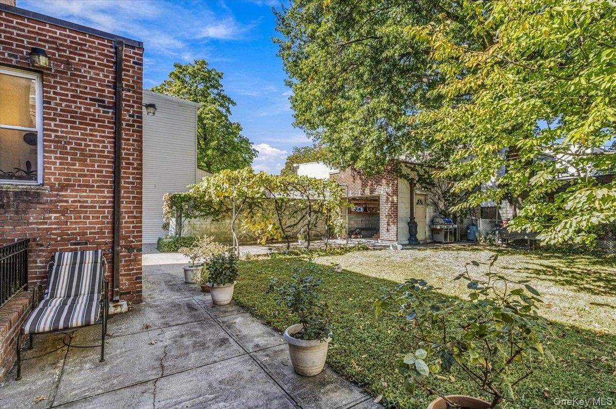 6409 Catalpa Avenue thumbnail 31