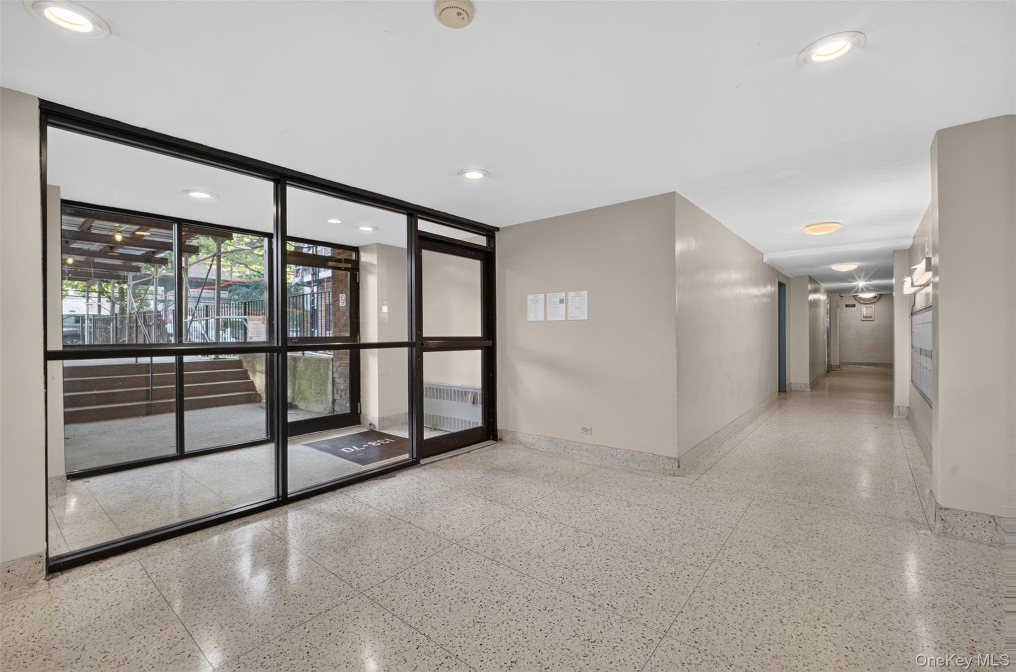 138-70 Elder Avenue Unit: 3L thumbnail 5