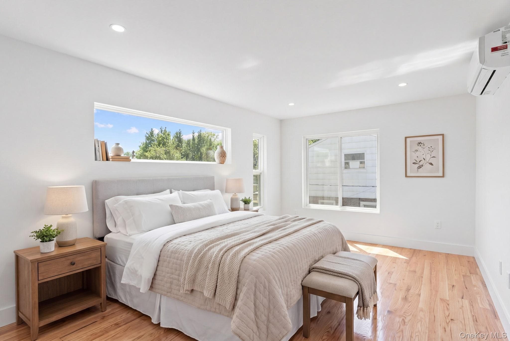 990 E 56th Street thumbnail 8