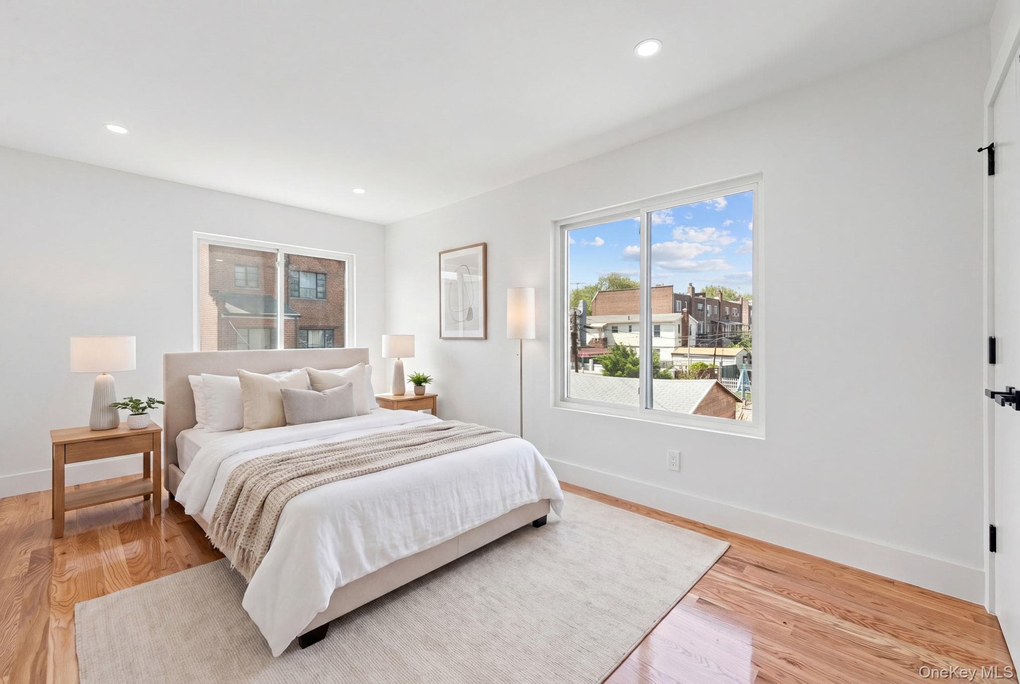 990 E 56th Street thumbnail 7