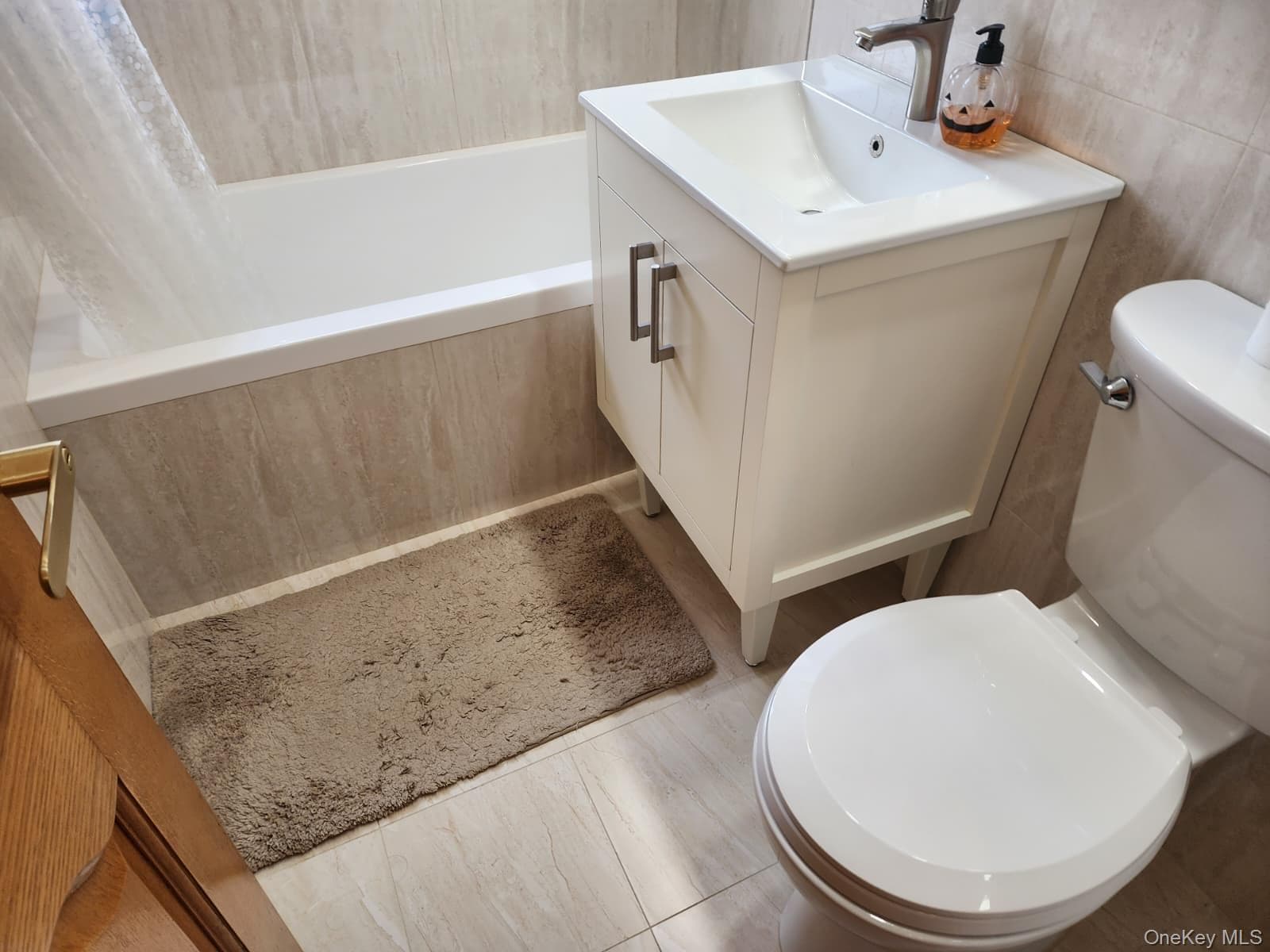 61-25 98th Street Unit: 6E thumbnail 15