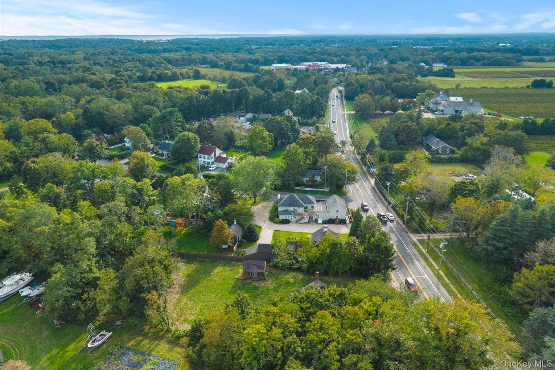 37200 Main Road thumbnail 12