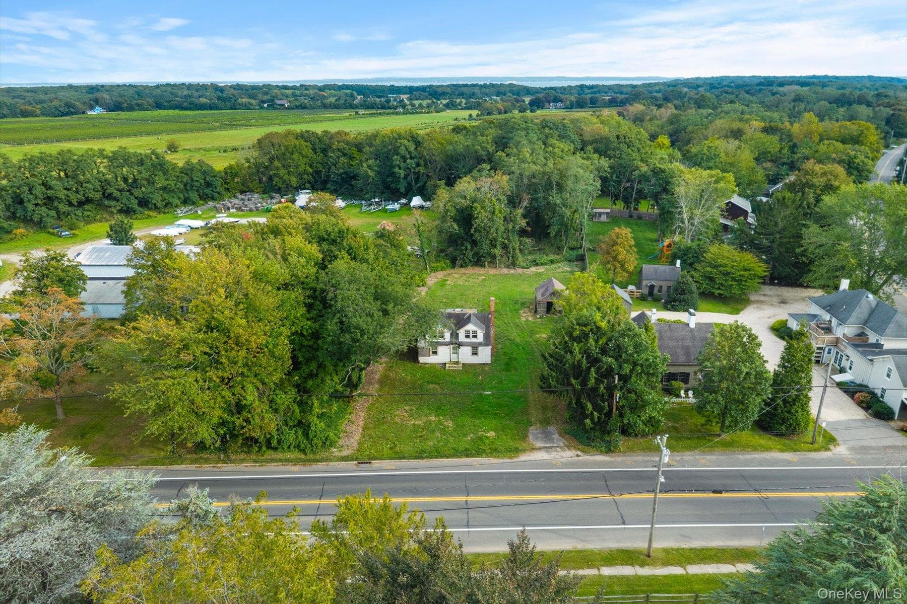 37200 Main Road, Cutchogue
