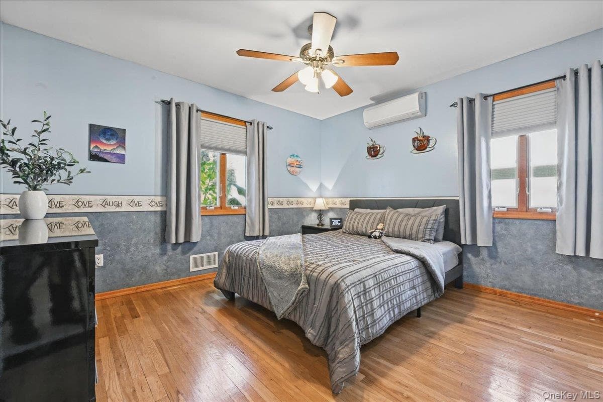 980 Washington Avenue thumbnail 23