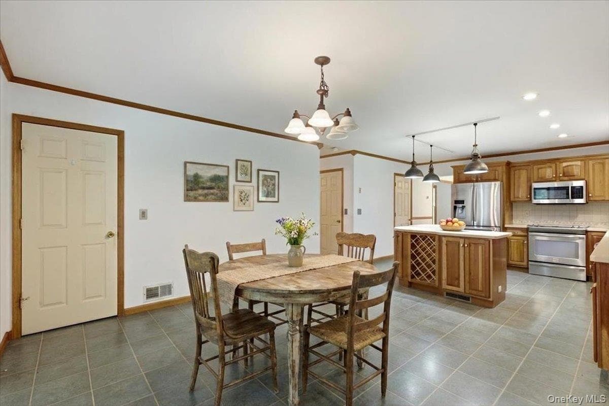 182 Red Rock Road thumbnail 14