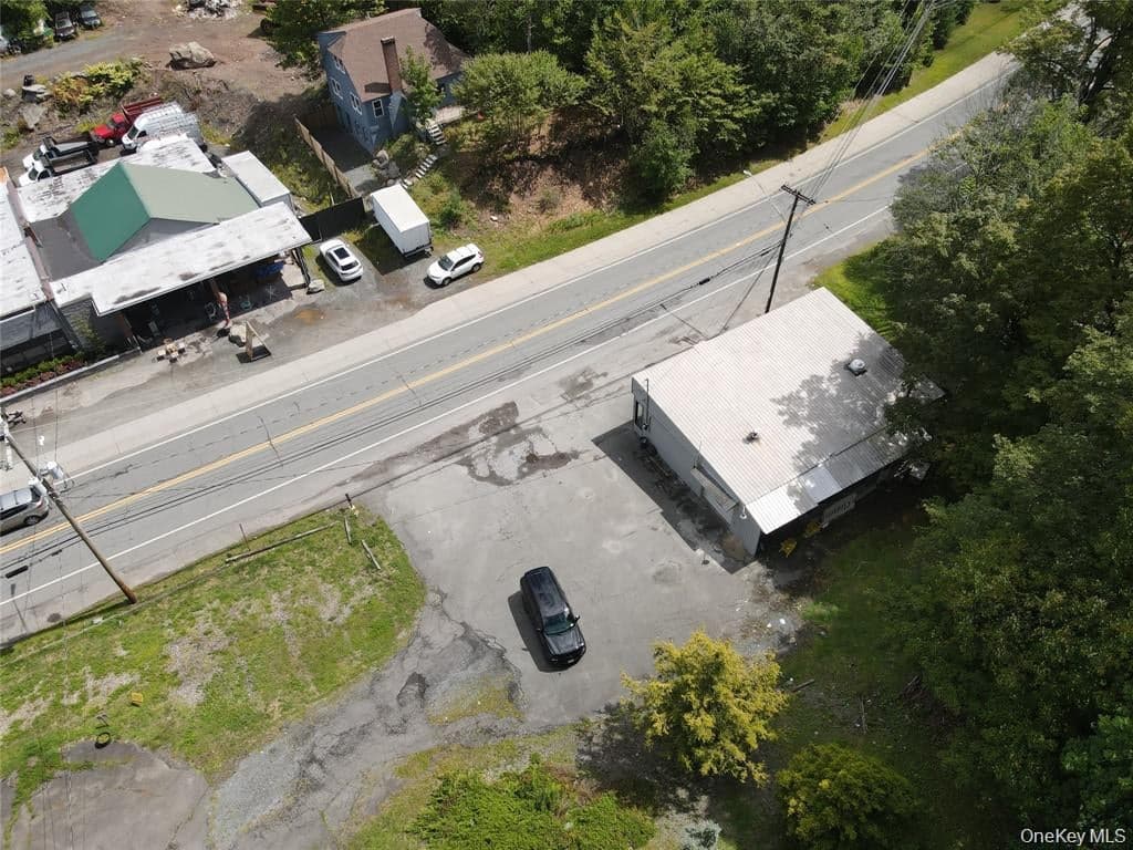 107 Jefferson Street thumbnail 19