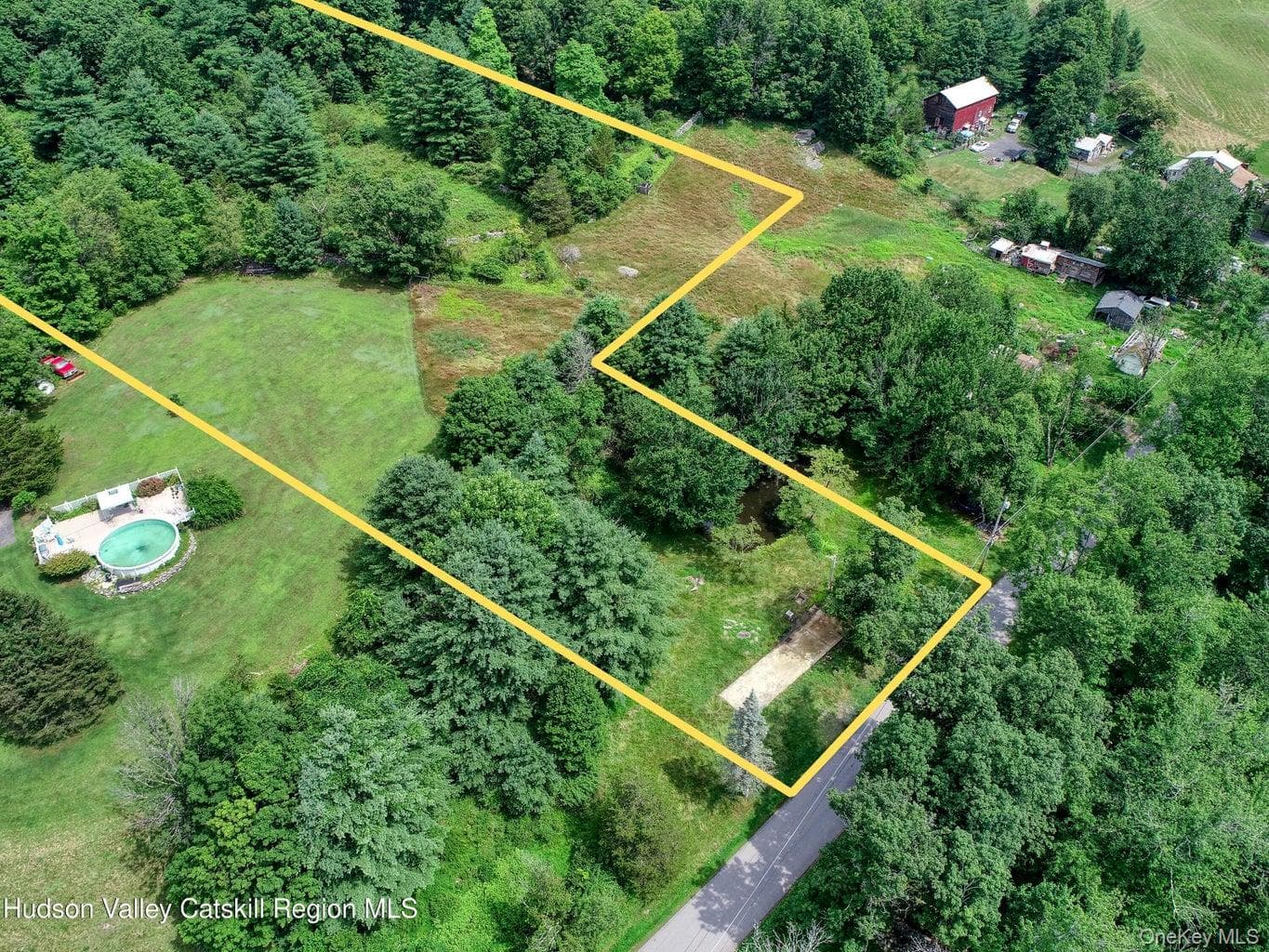 252 Upper Samsonville Road thumbnail 3