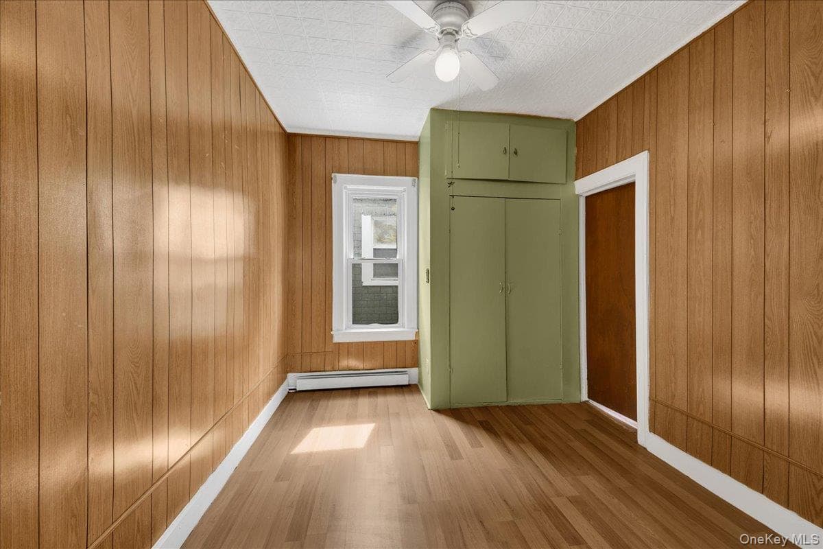 681 E 243rd Street thumbnail 15