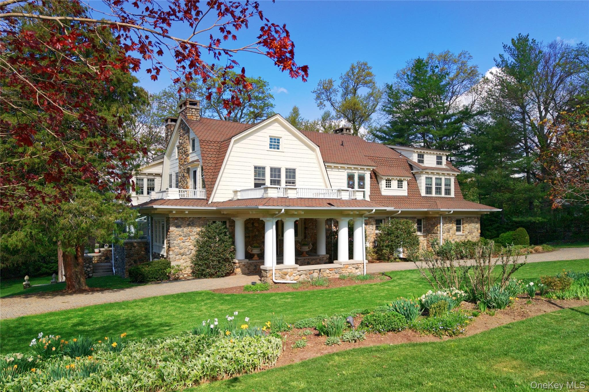 25 West Drive thumbnail 6