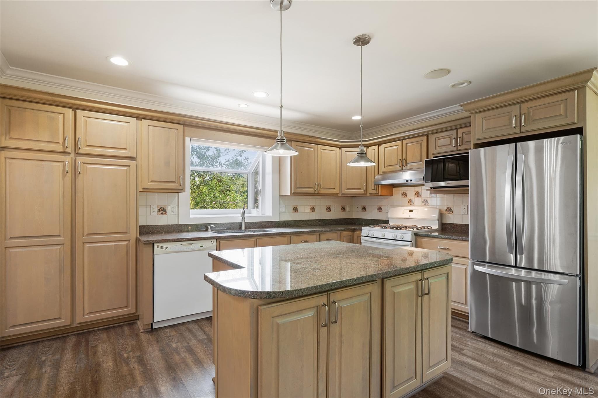 24 Inwood Place thumbnail 5