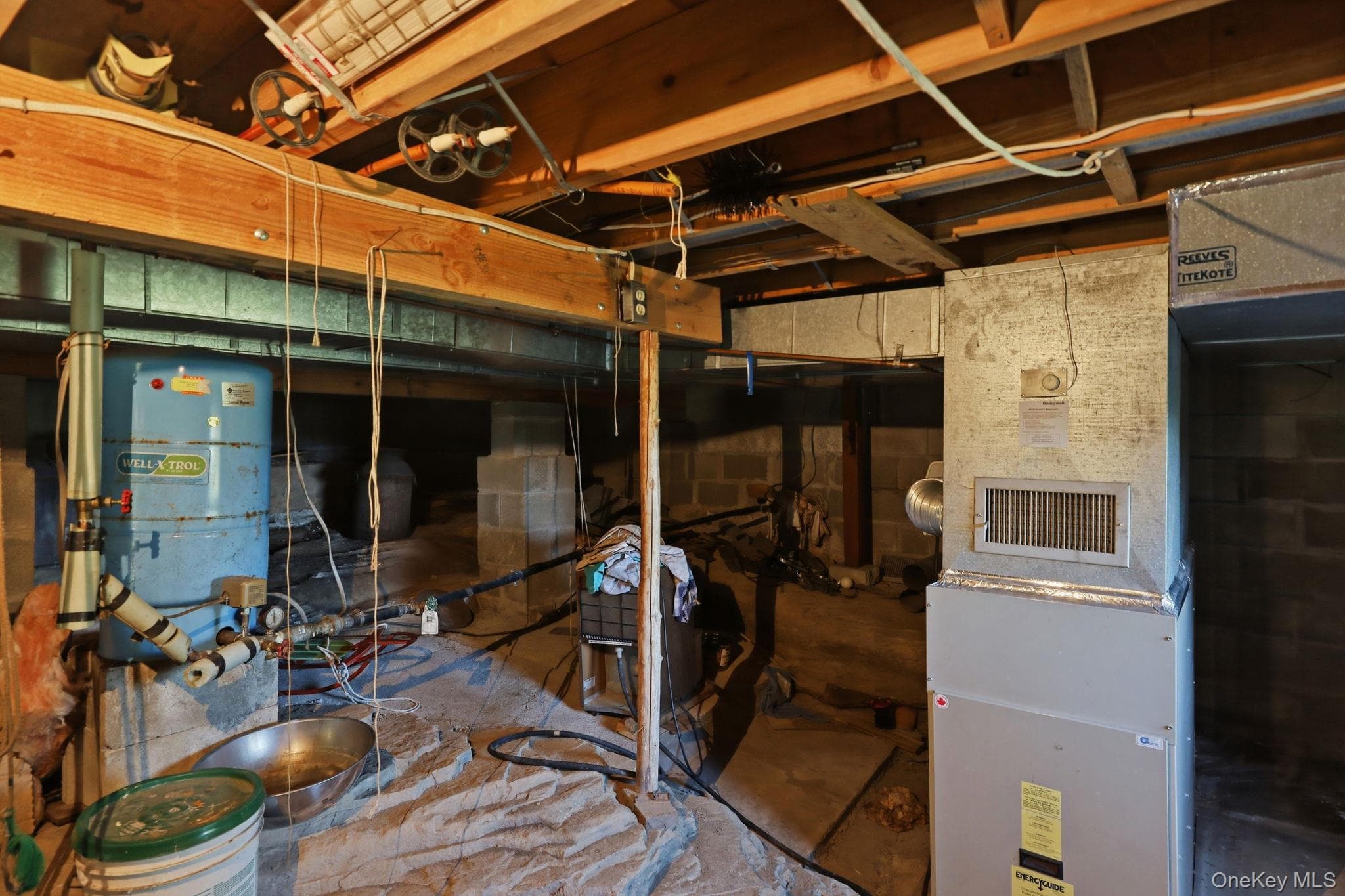 155 Messenger Road thumbnail 39