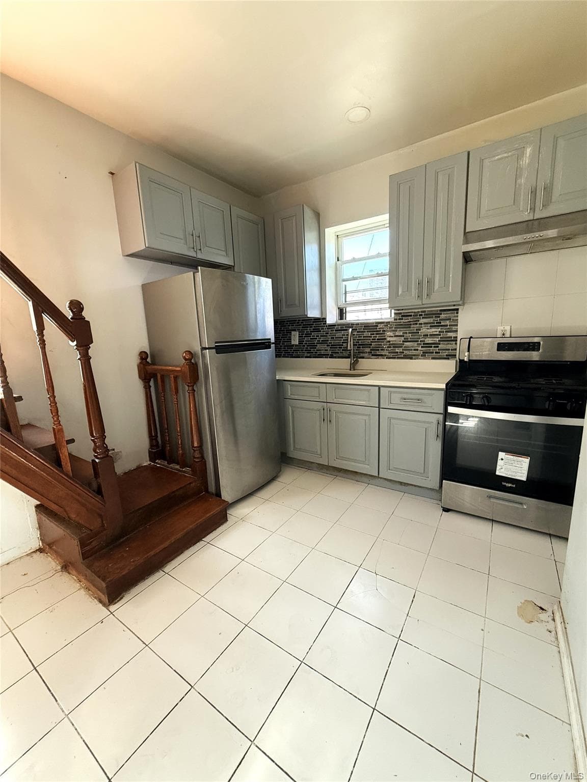 1484 Sutter Avenue thumbnail 6