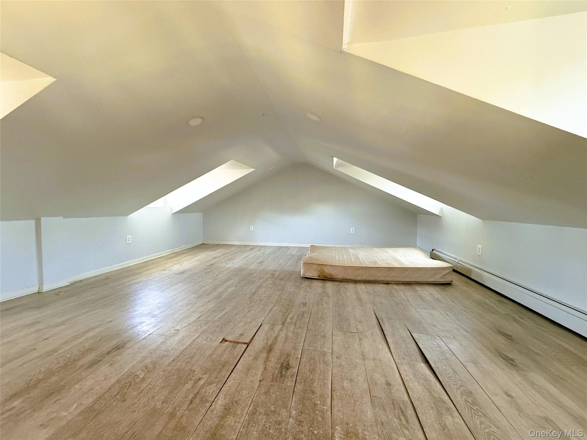1484 Sutter Avenue thumbnail 10