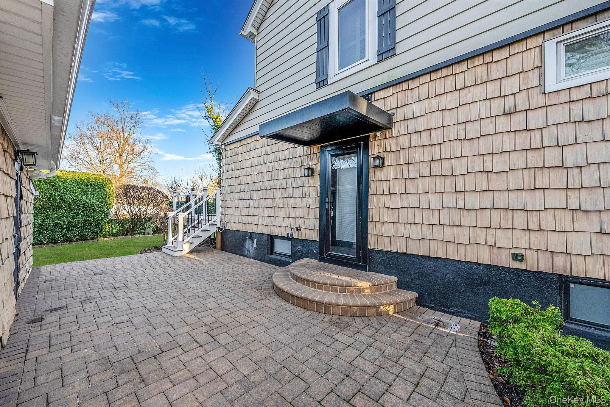 32 Everett Street thumbnail 32