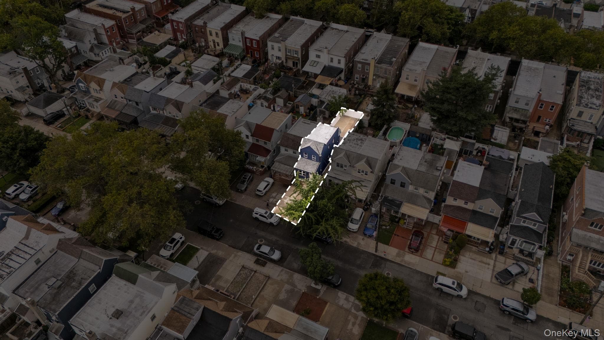 1852 E 34th Street thumbnail 33