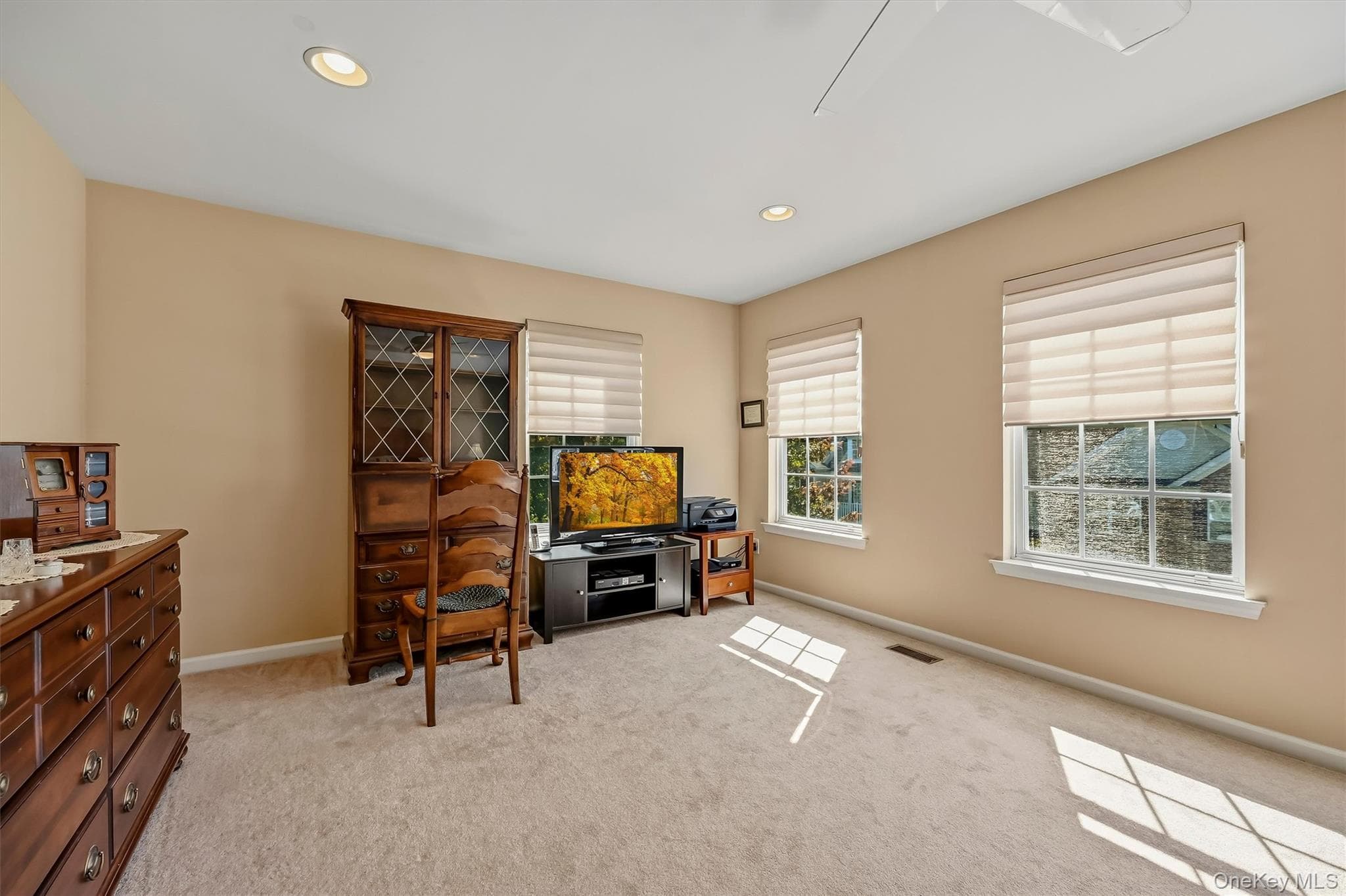 105 Barr Lane thumbnail 34