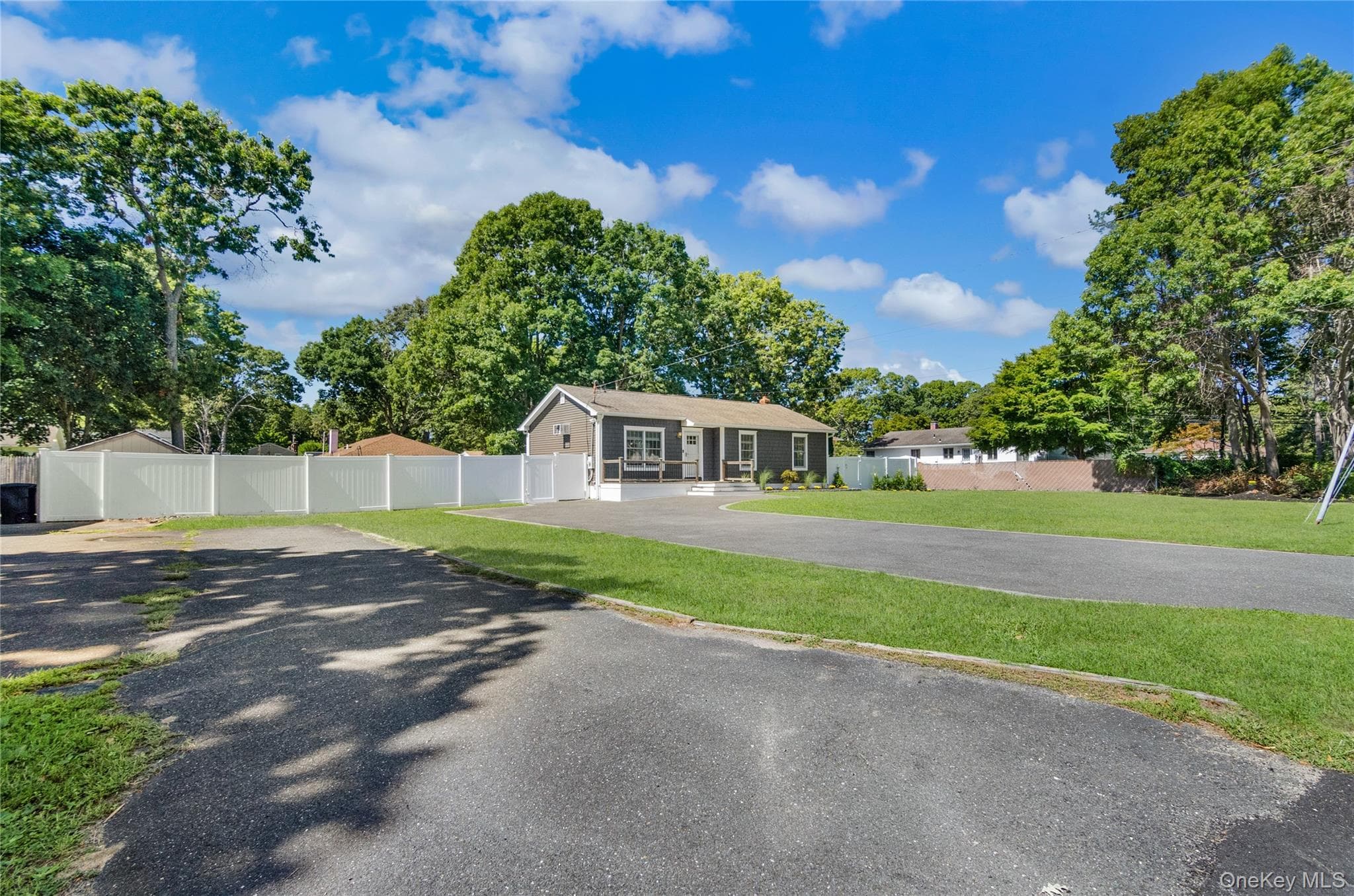 108 Floyd Road thumbnail 3