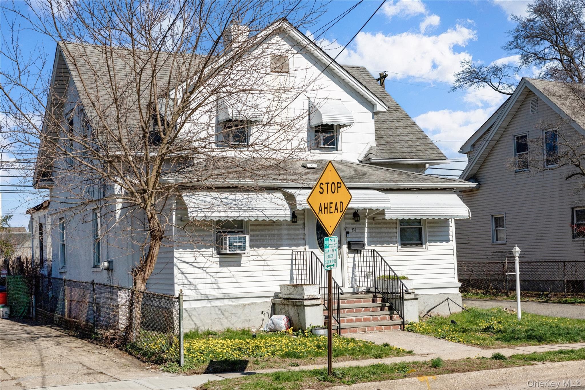 236 Maple Place thumbnail 3