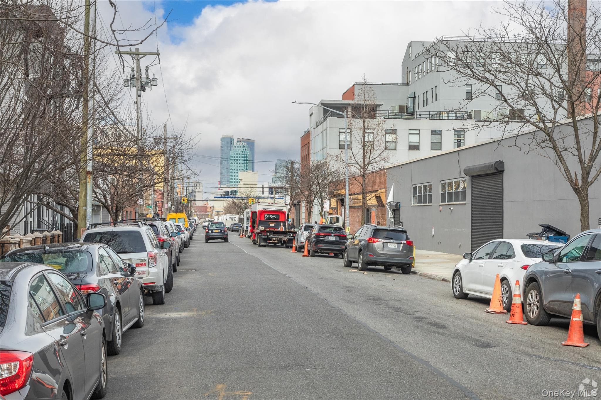 300 Kingsland Avenue thumbnail 6