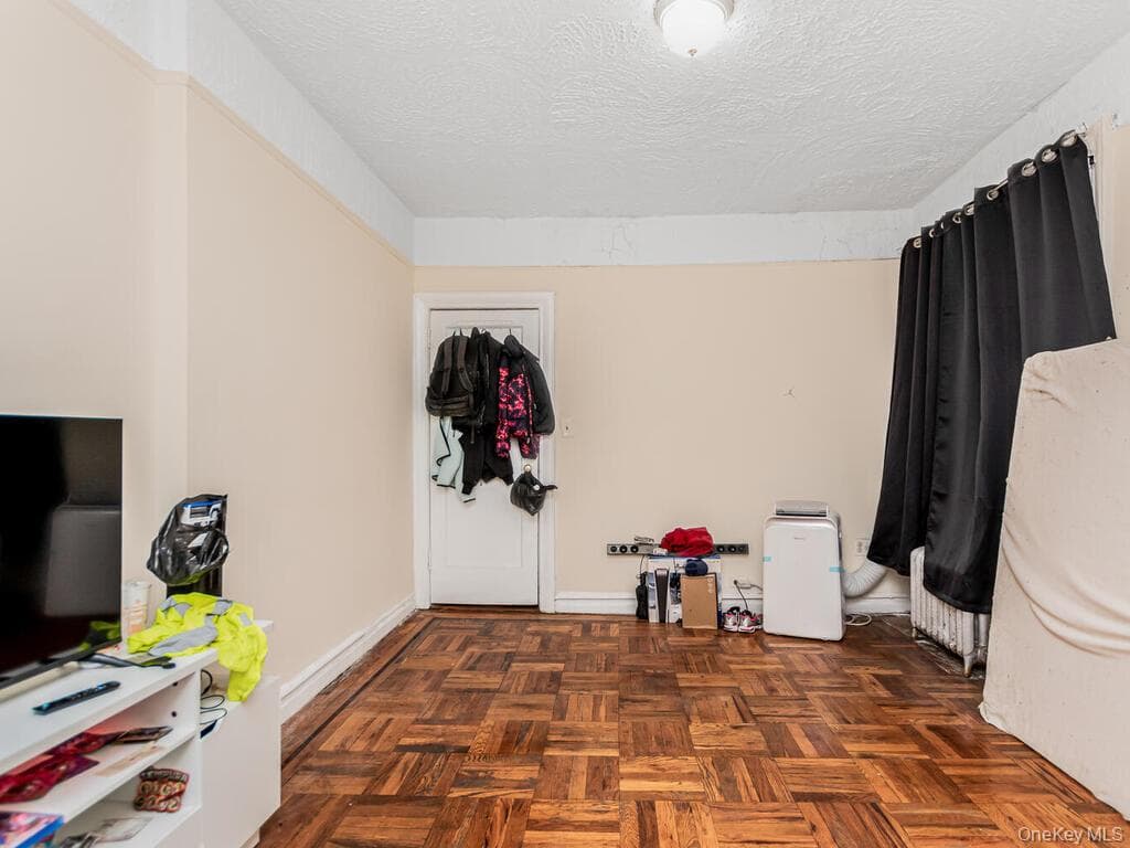 3230 Cruger Avenue Unit: 2F thumbnail 7