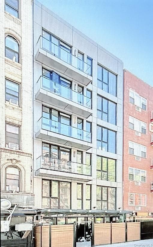 32 Rutgers Street Unit: CF, New York (manhattan)