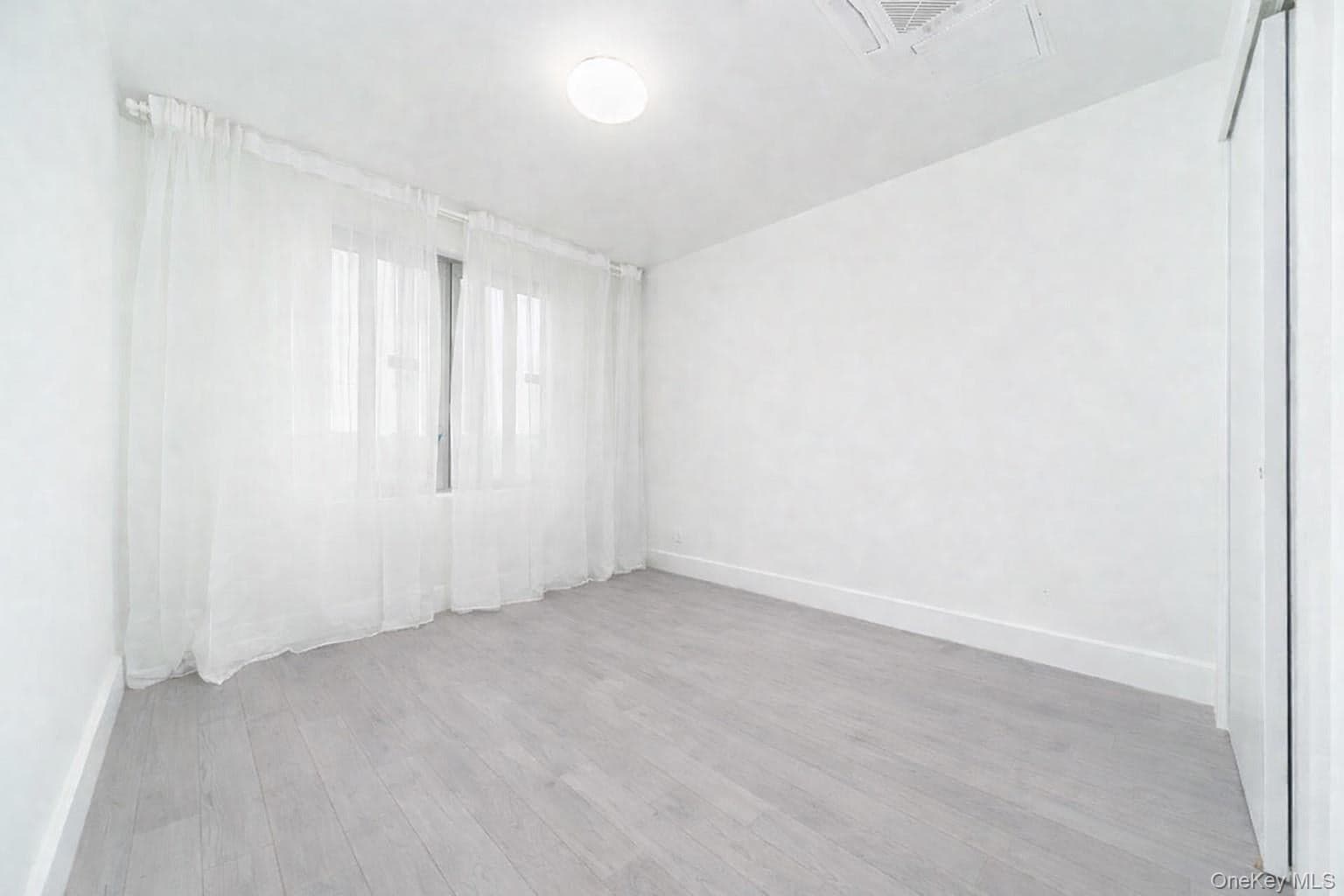 131-19 Fowler Avenue Unit: 4A thumbnail 3