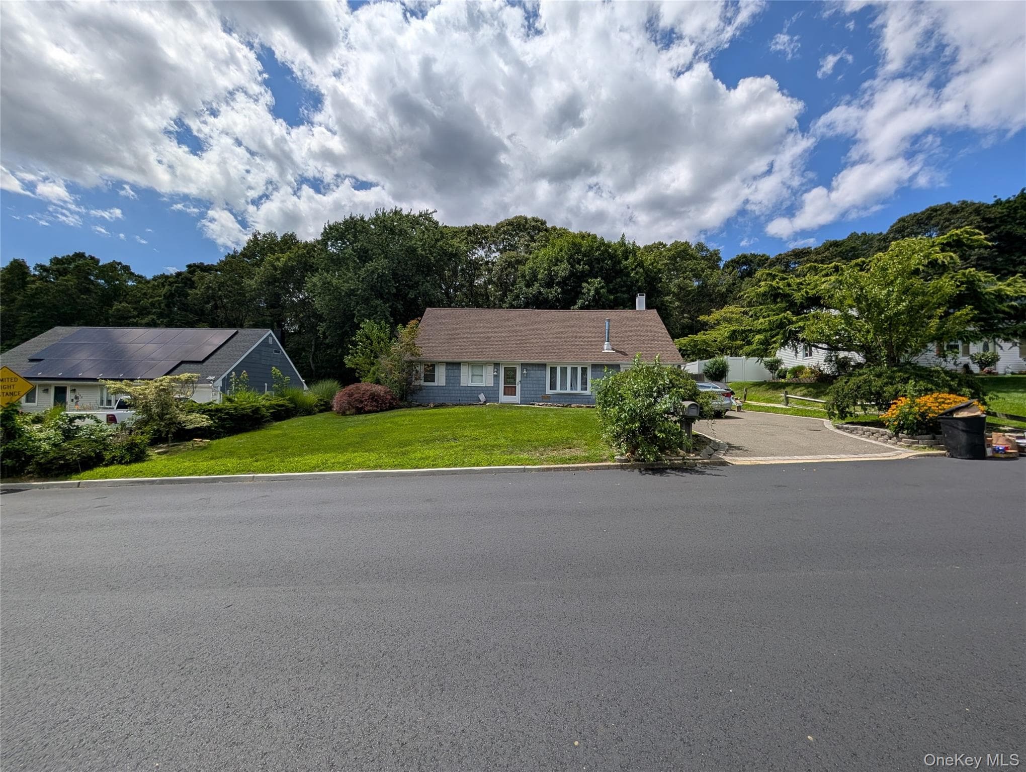 146 Rosemont Avenue, Farmingville