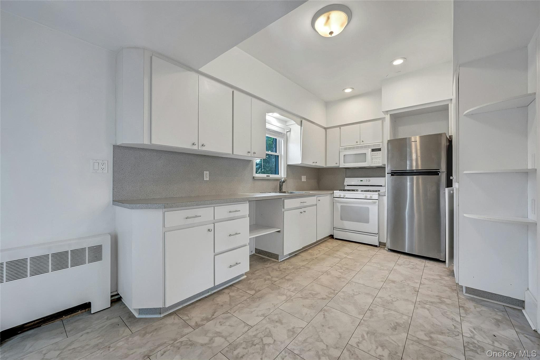 295 Columbus Avenue thumbnail 8