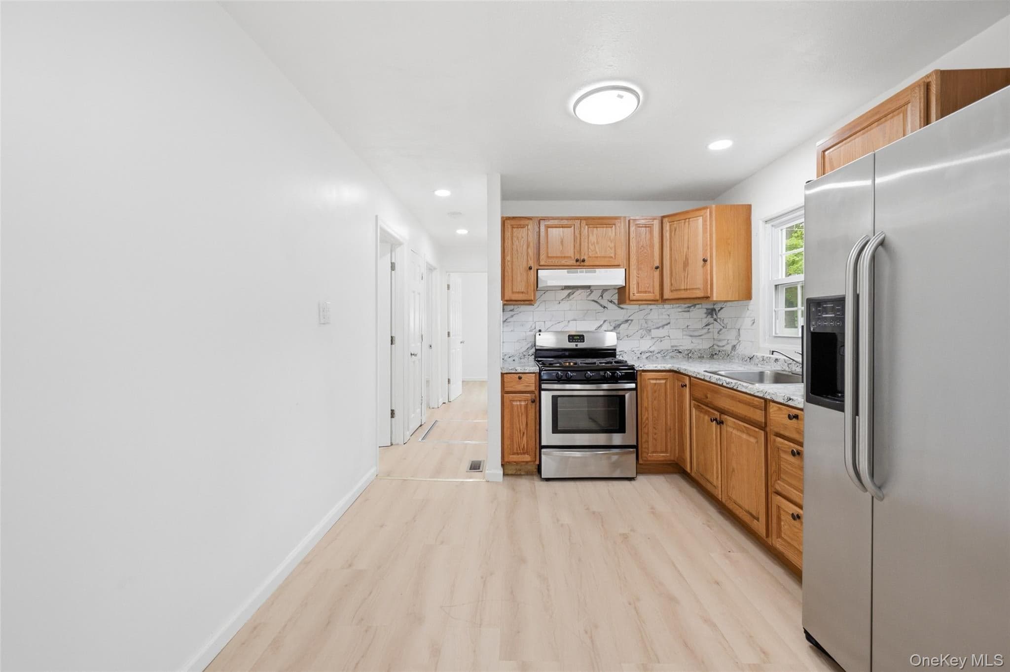 710 Bourdois Avenue thumbnail 11
