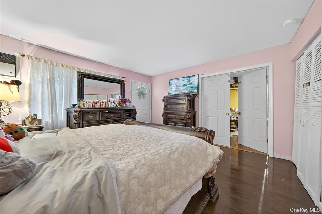 70 Suffern Lane thumbnail 8