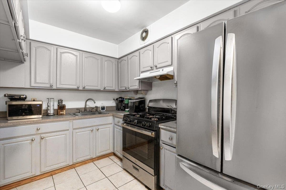 1054 Cauldwell Avenue thumbnail 18