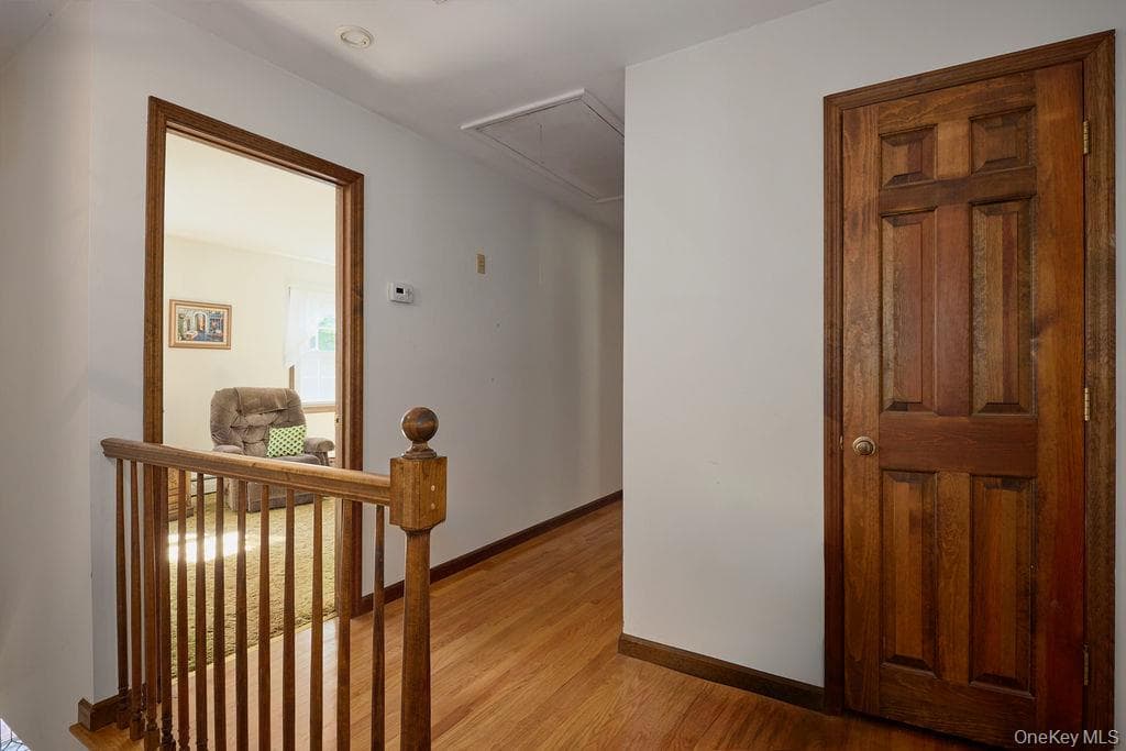 10 Stoutenburgh Drive thumbnail 24