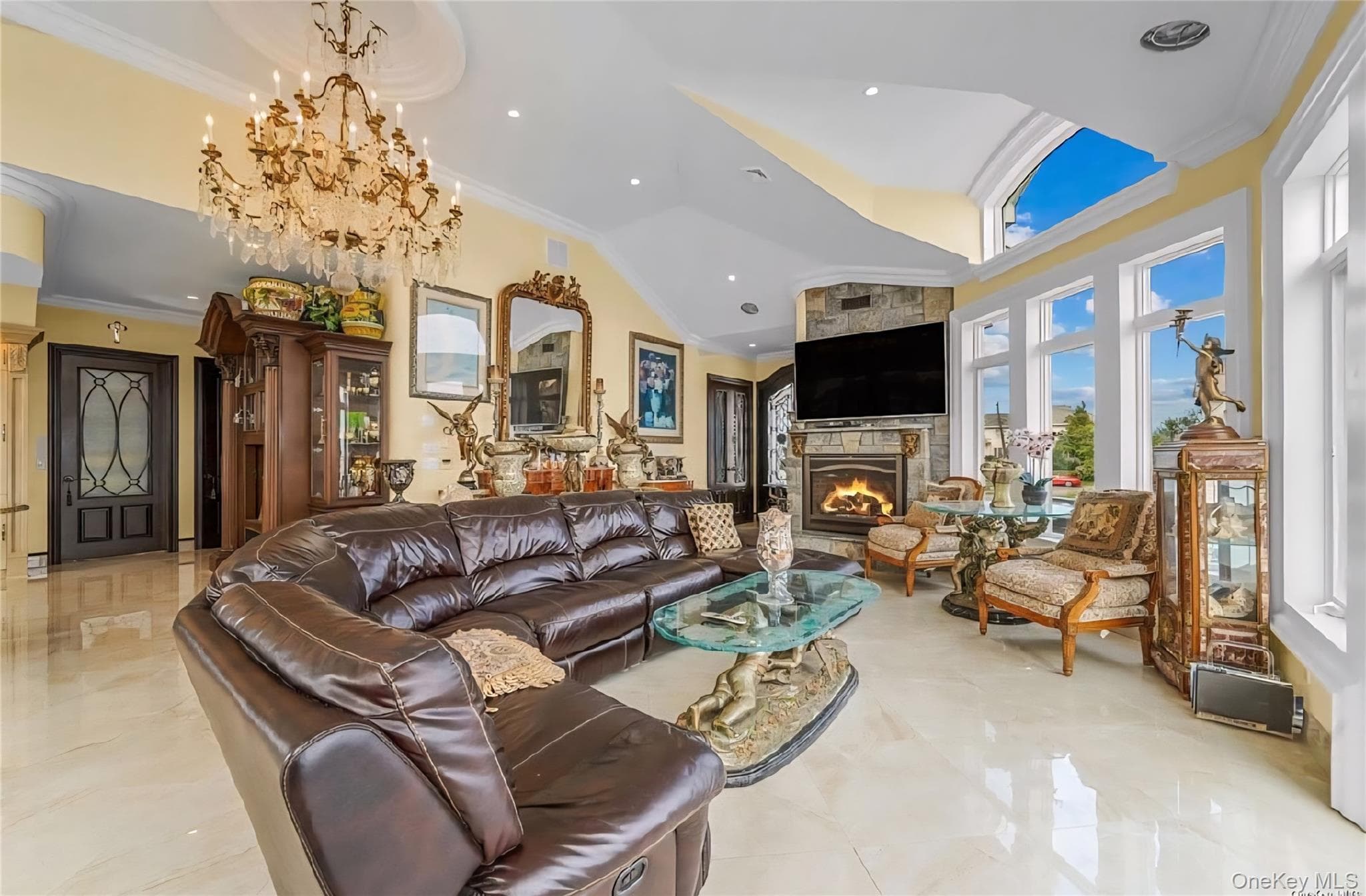 238 W Islip Road thumbnail 5