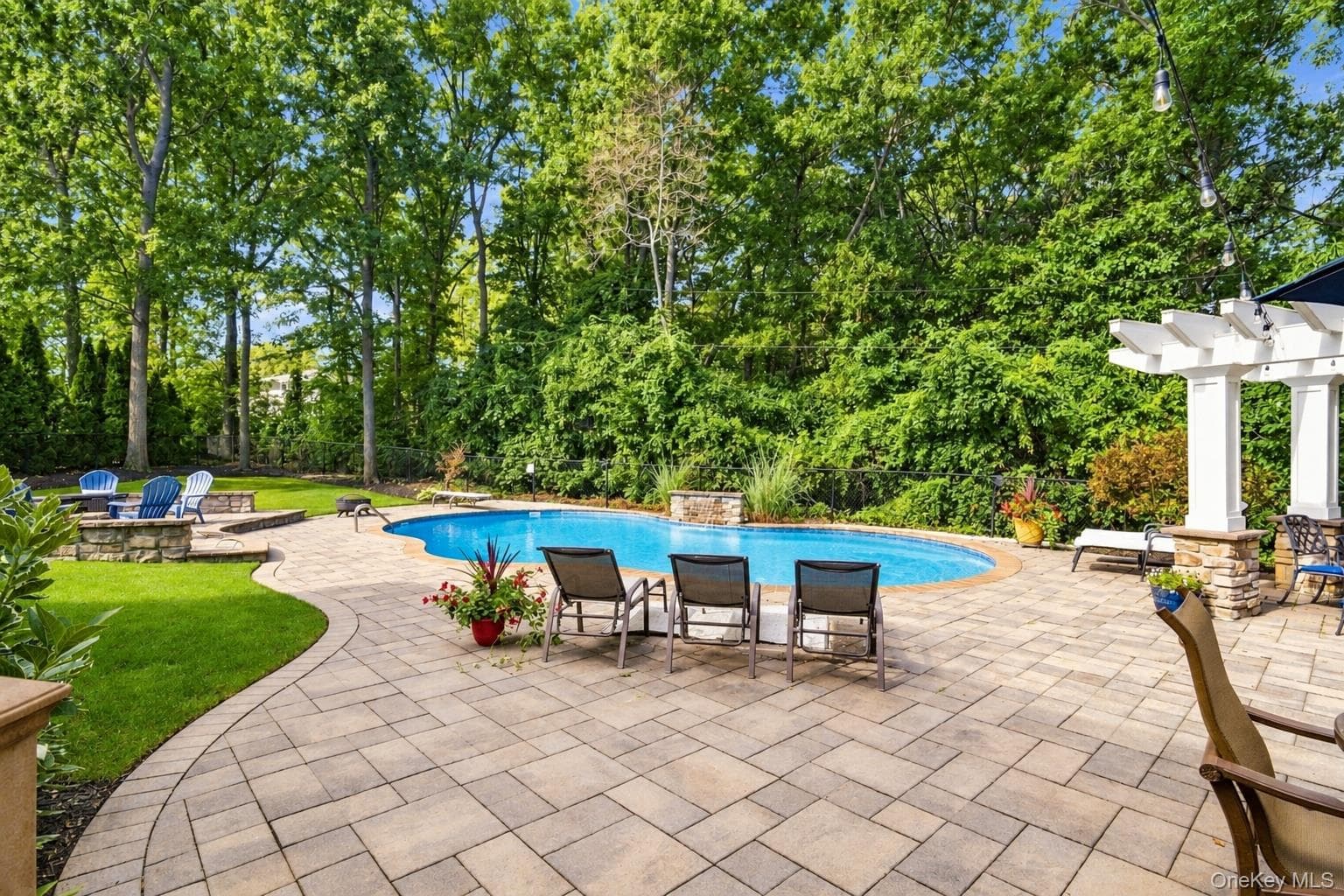 5 Aspatuck Court thumbnail 42