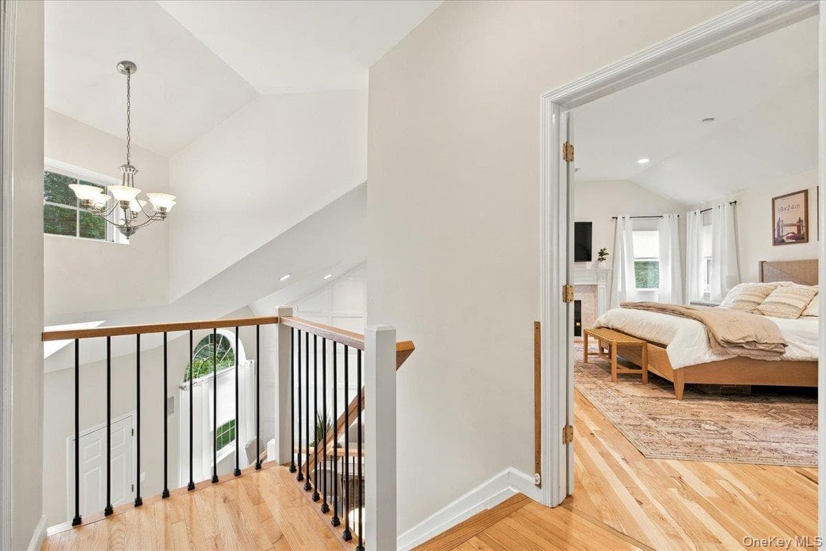 5 Aspatuck Court thumbnail 15