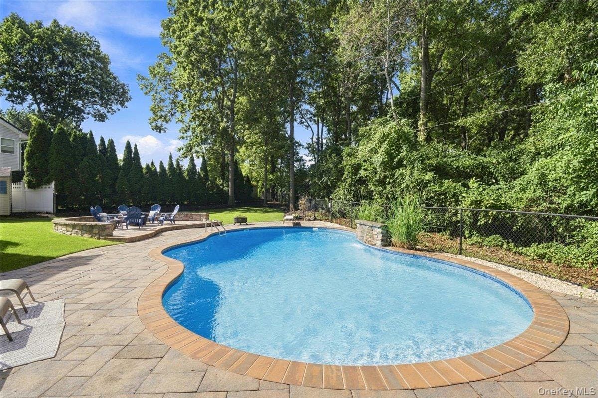 5 Aspatuck Court thumbnail 31