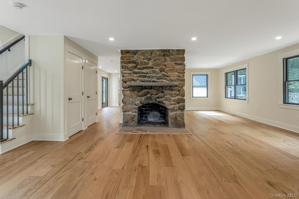 676 Hardscrabble Road thumbnail 12