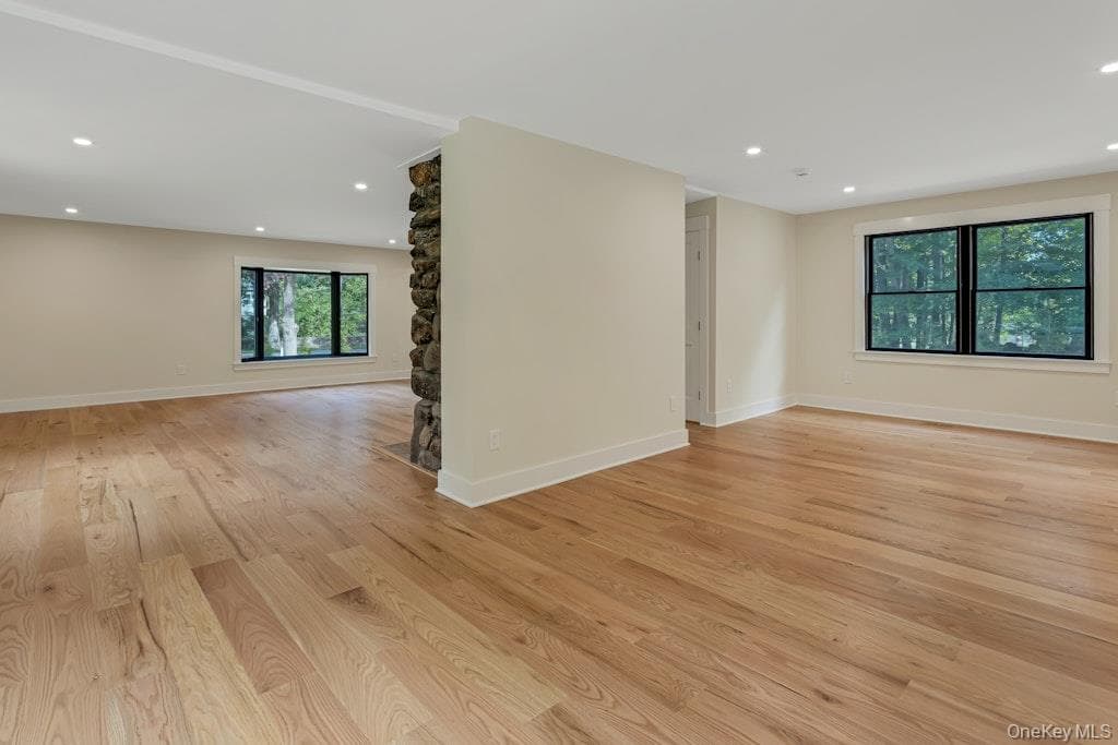 676 Hardscrabble Road thumbnail 6