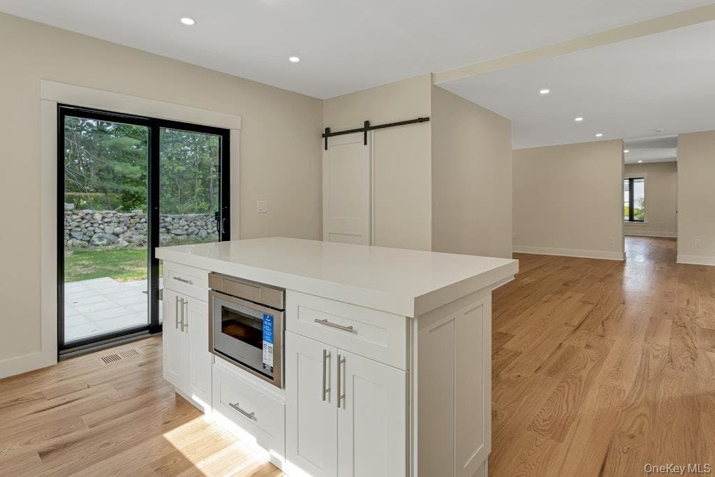 676 Hardscrabble Road thumbnail 17