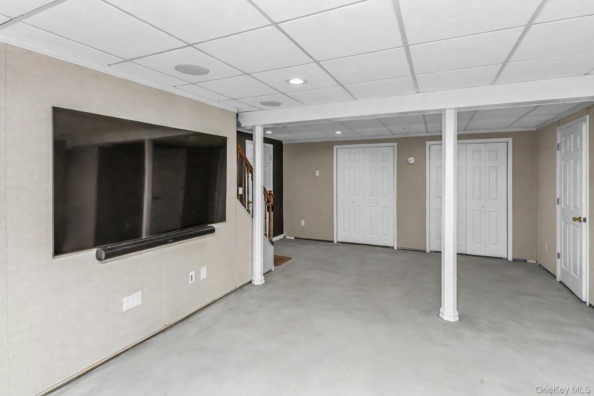 2800 Janet Avenue thumbnail 19