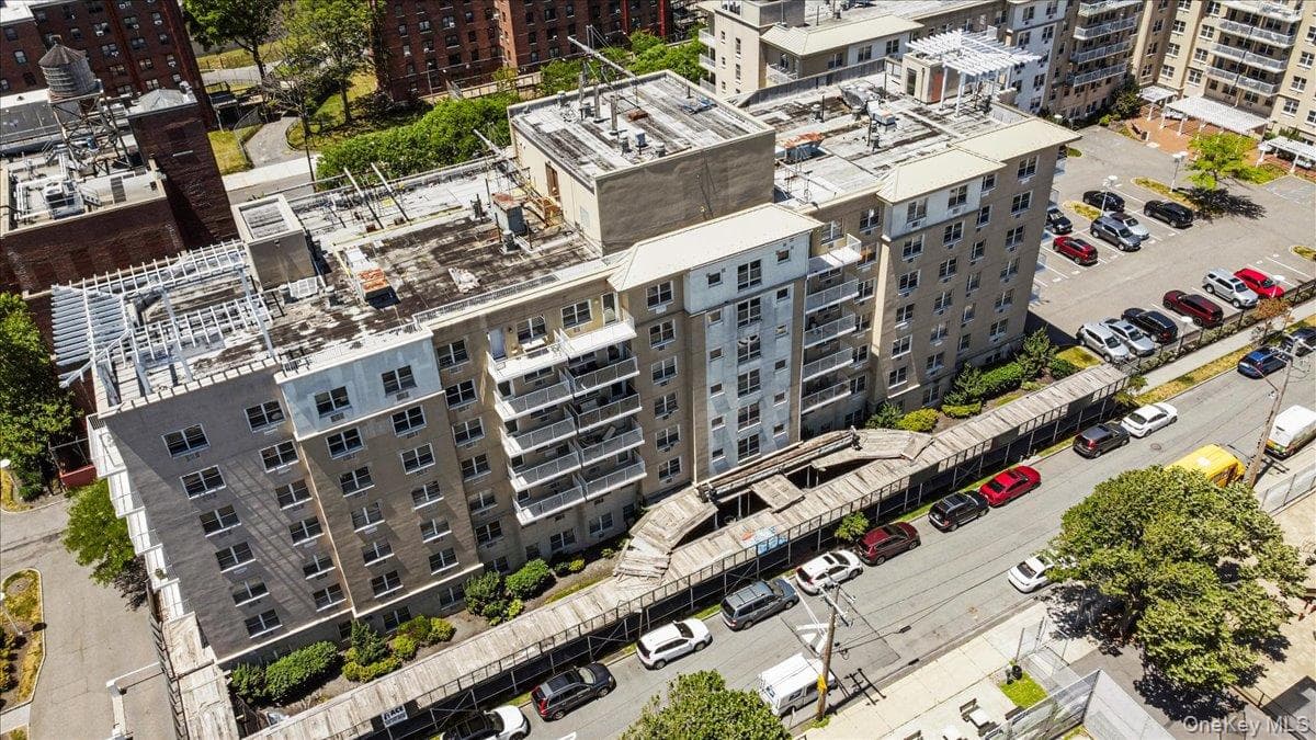 221 Beach 80th Street Unit: 1G thumbnail 18