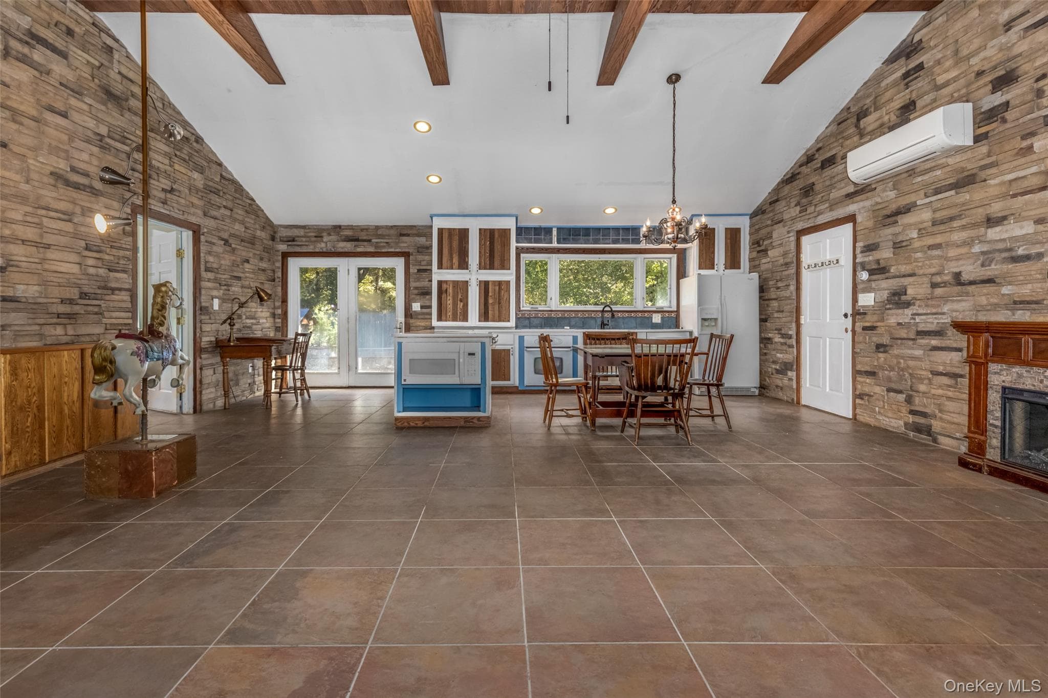 296 Circle Road thumbnail 6
