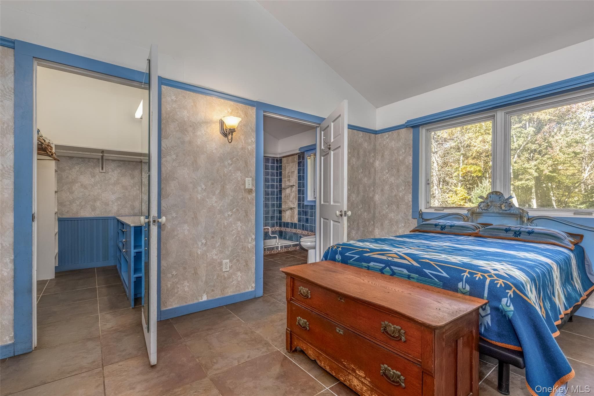 296 Circle Road thumbnail 9