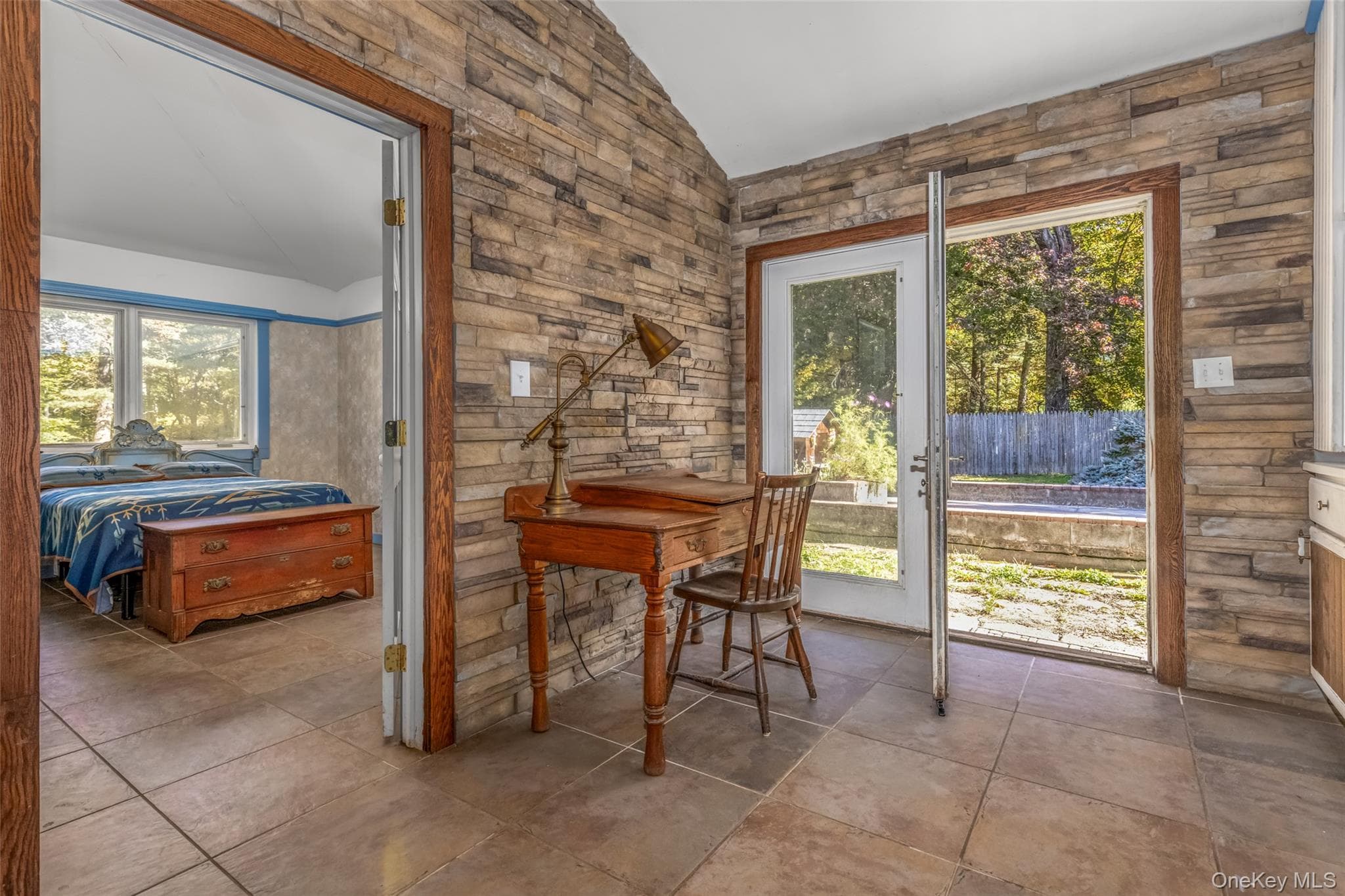 296 Circle Road thumbnail 12