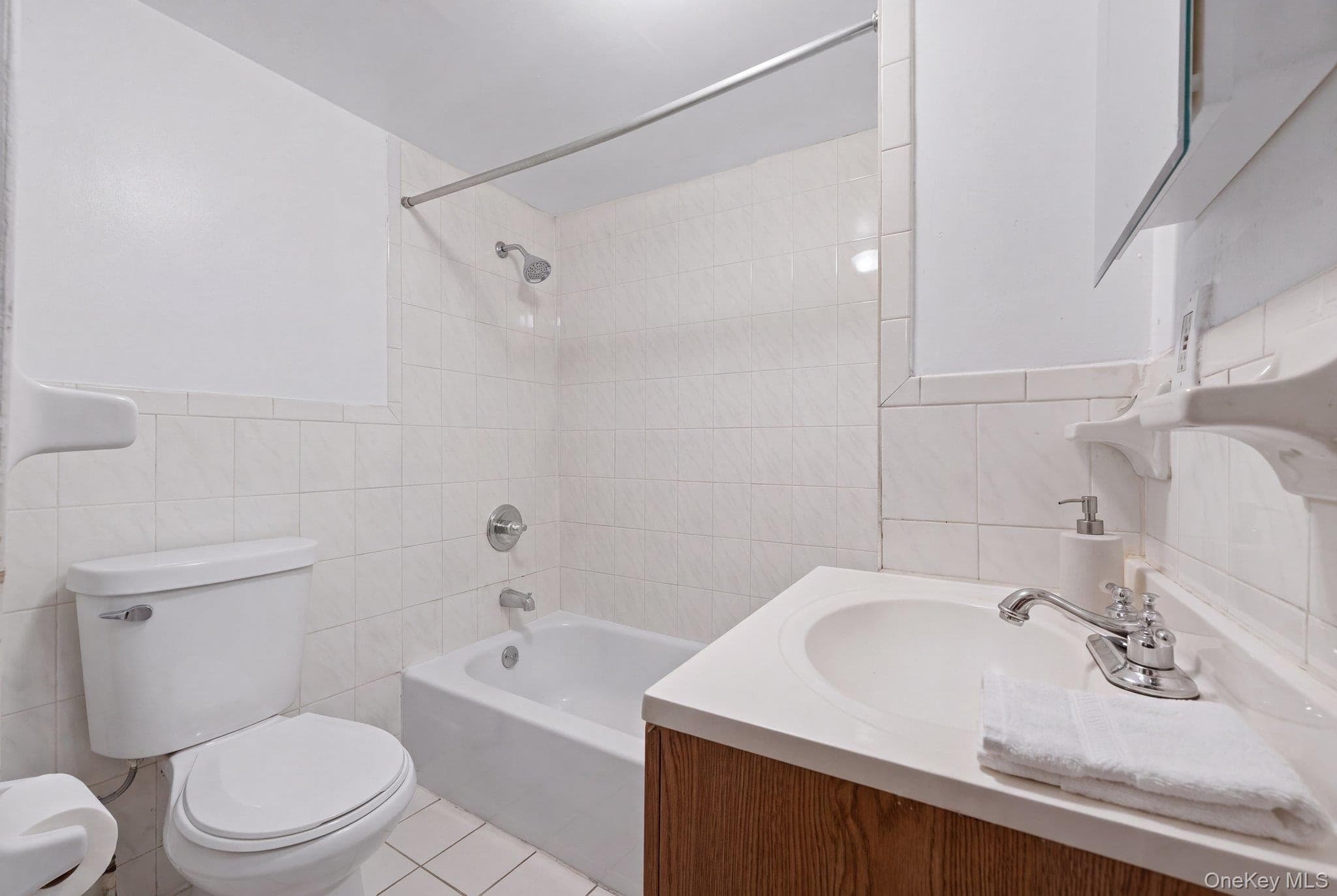 307 Quincy Street thumbnail 7
