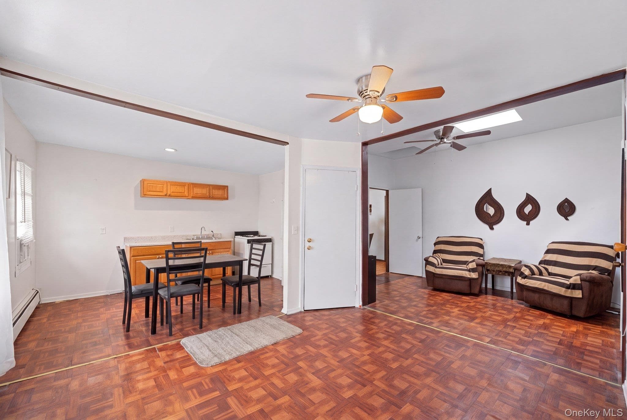 307 Quincy Street thumbnail 4