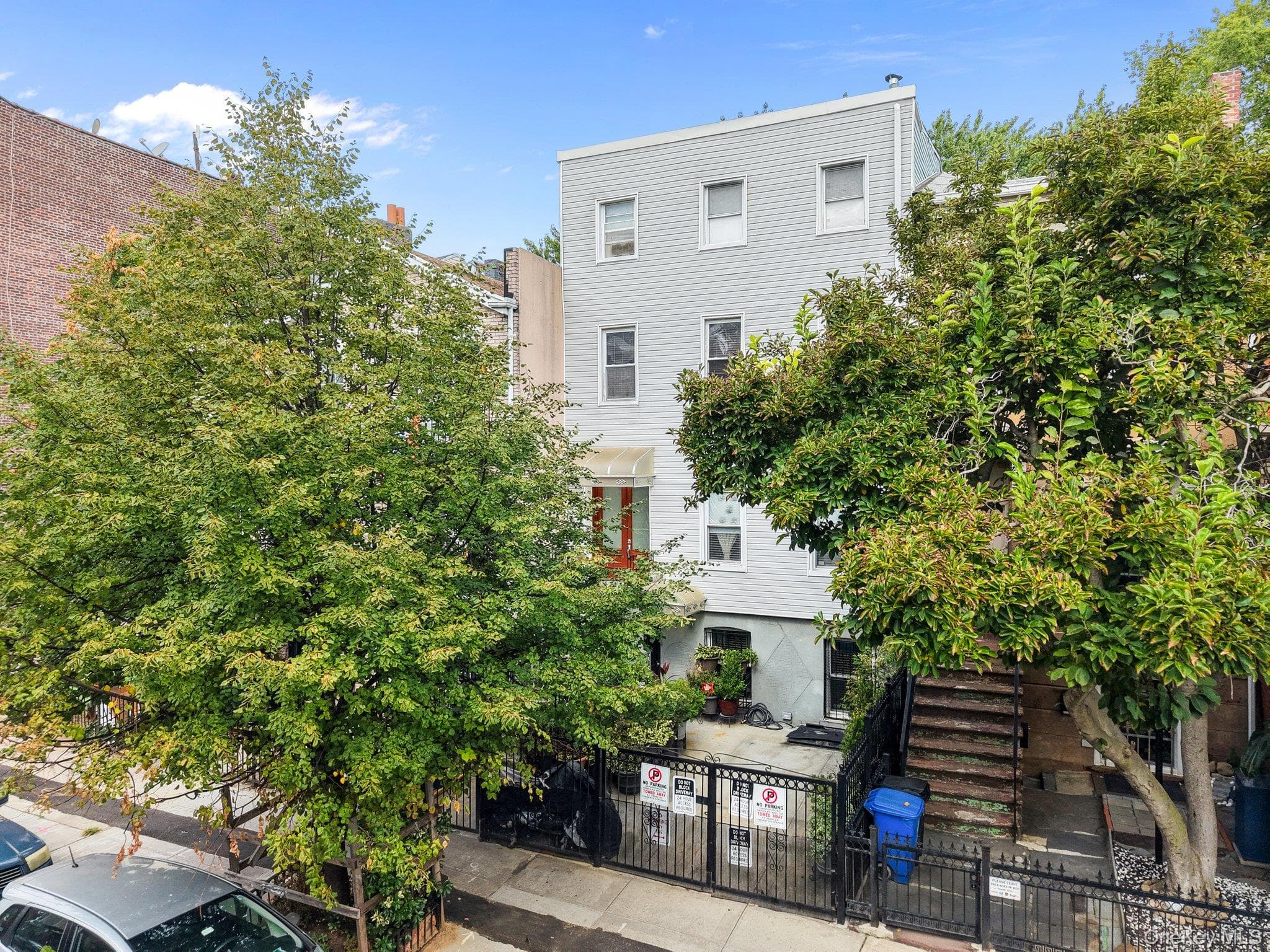 307 Quincy Street thumbnail 26