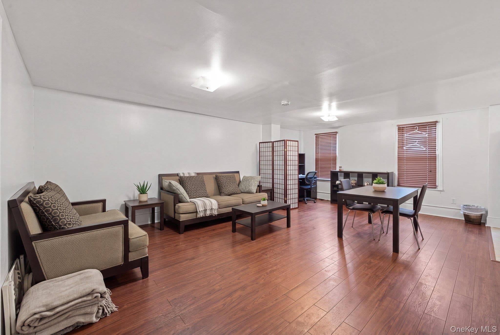 307 Quincy Street thumbnail 9