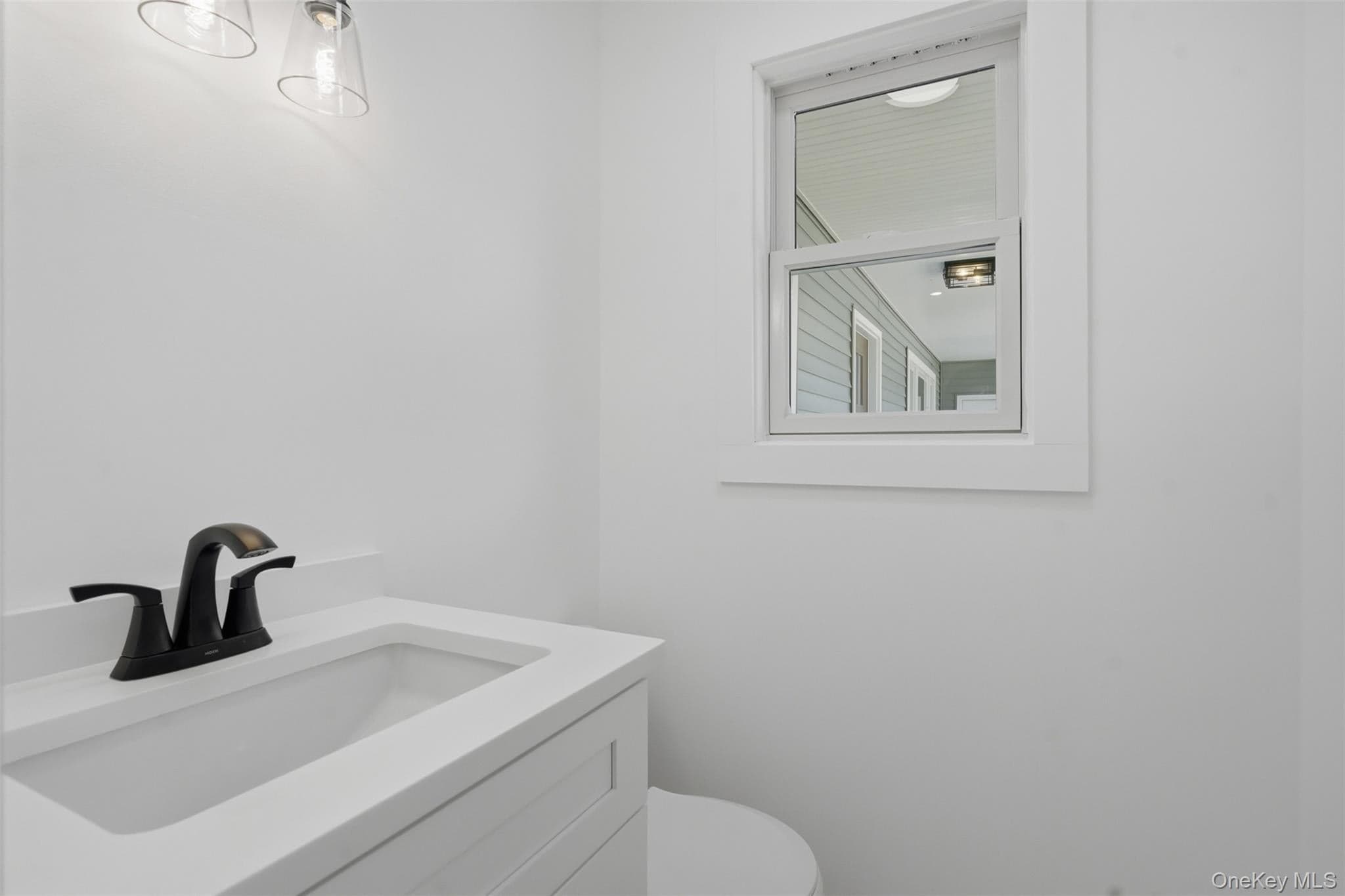 15 Amherst Road thumbnail 13